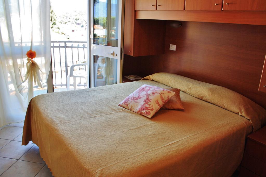 Hotel San Siro Марина ди Пиетрасанта Екстериор снимка