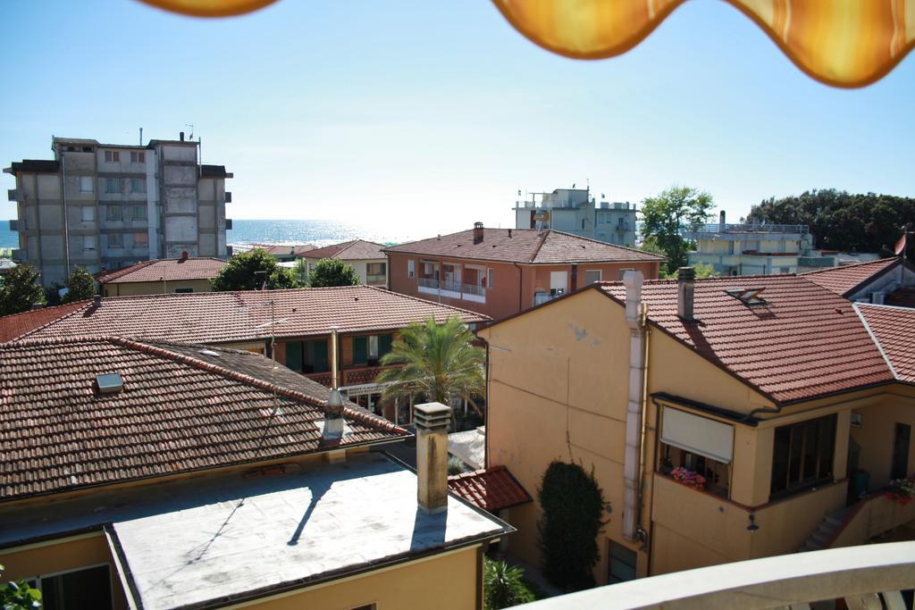 Hotel San Siro Марина ди Пиетрасанта Екстериор снимка
