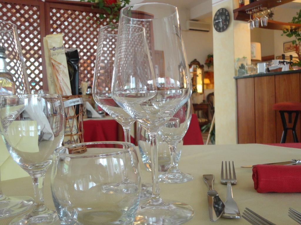 Hotel San Siro Марина ди Пиетрасанта Екстериор снимка