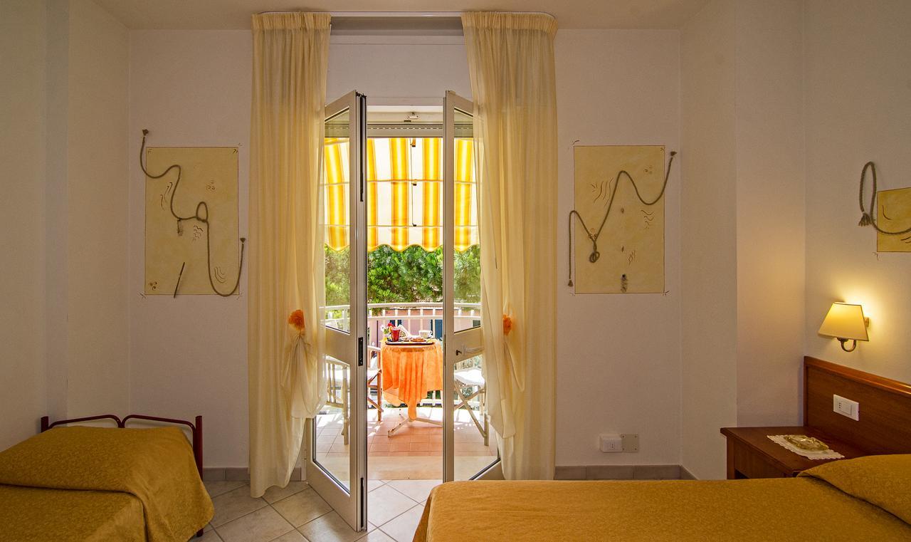 Hotel San Siro Марина ди Пиетрасанта Екстериор снимка