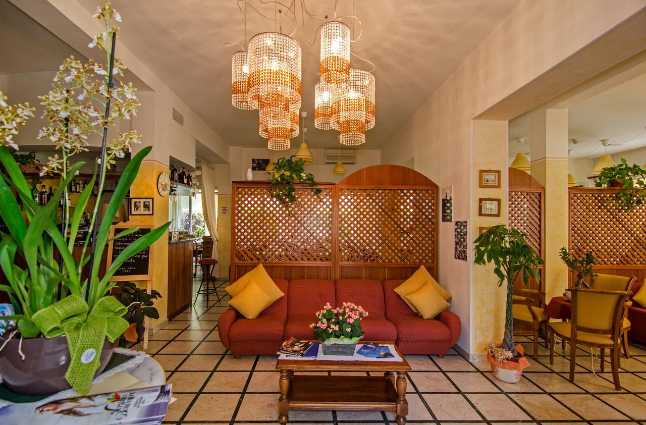 Hotel San Siro Марина ди Пиетрасанта Екстериор снимка