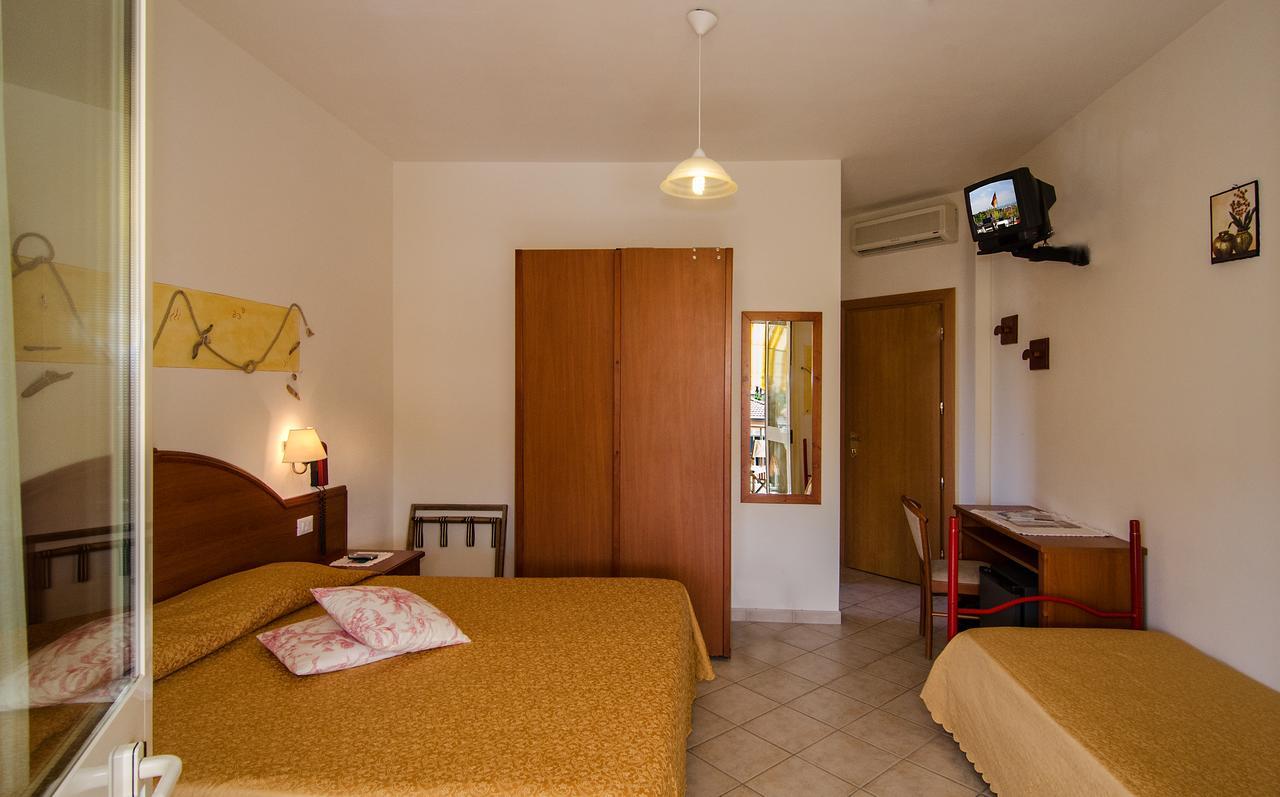 Hotel San Siro Марина ди Пиетрасанта Екстериор снимка